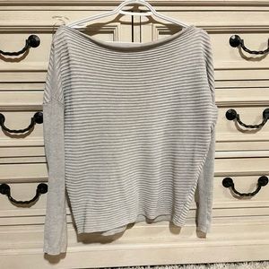 4/$20 💜 Dynamite sweater